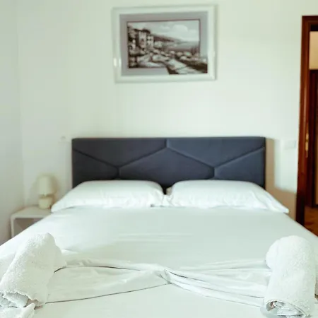 Vizion Hotel-double Guest house *